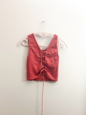 5/$15 🩷 MUST BUNDLE Rose Coral Lace-Up Ribbed Crop Tank
